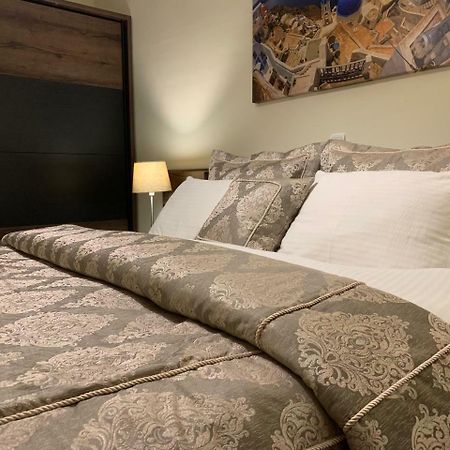 Sunrise Apartments كيراموتي المظهر الخارجي الصورة
