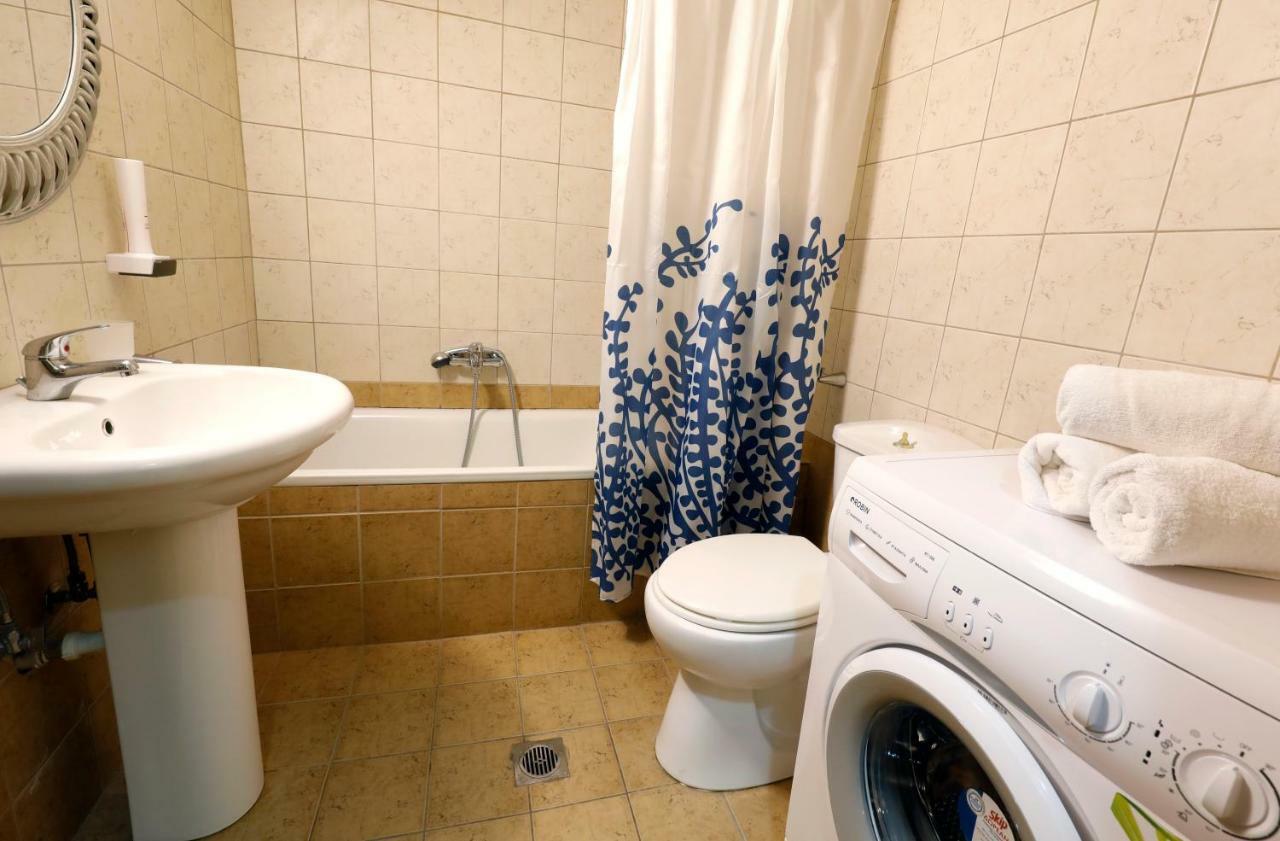 Sunrise Apartments كيراموتي المظهر الخارجي الصورة